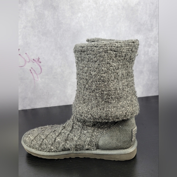 Ugg Womens Gray Australia Lattice Button Knit Tall Boots Size US 8 - Picture 3 of 16